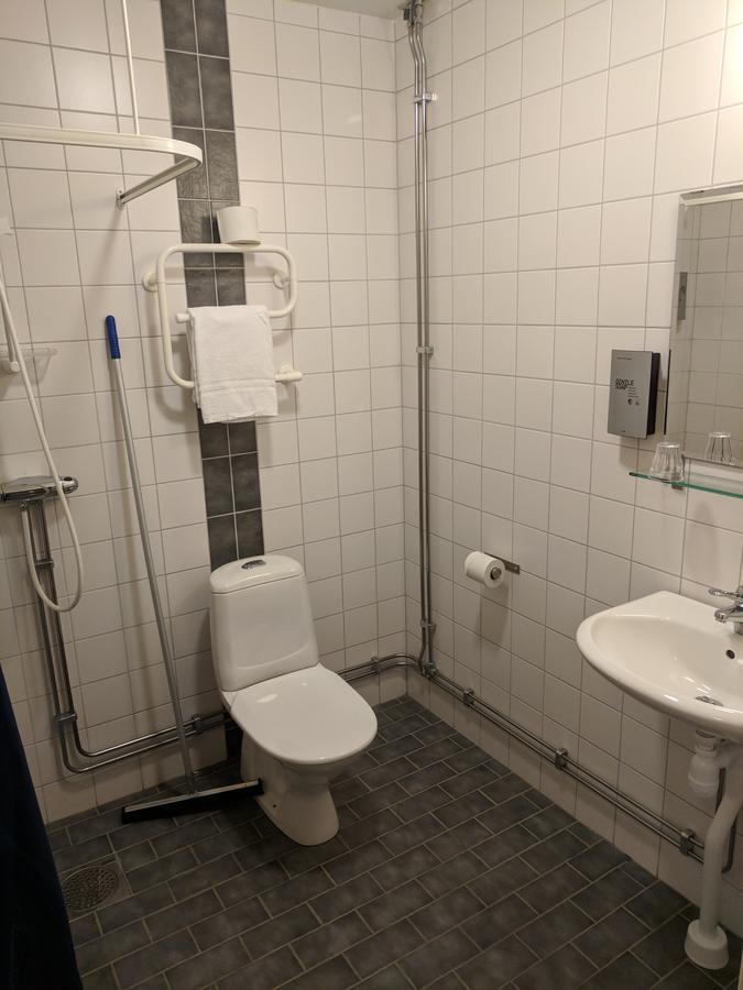 Hotell Haessloe Vasteras Exterior photo